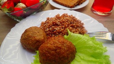 Сочные котлеты в духовке