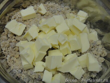 Приготовление рецепта Яблоки с творожным сыром, мёдом и мюслями шаг 4