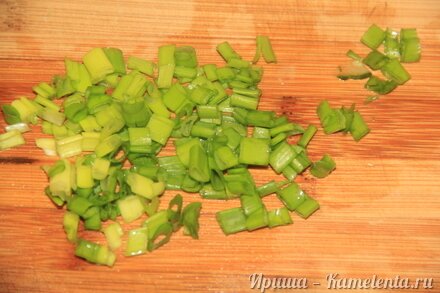 Приготовление рецепта Салат с пекинской капустой и грецким орехом шаг 4